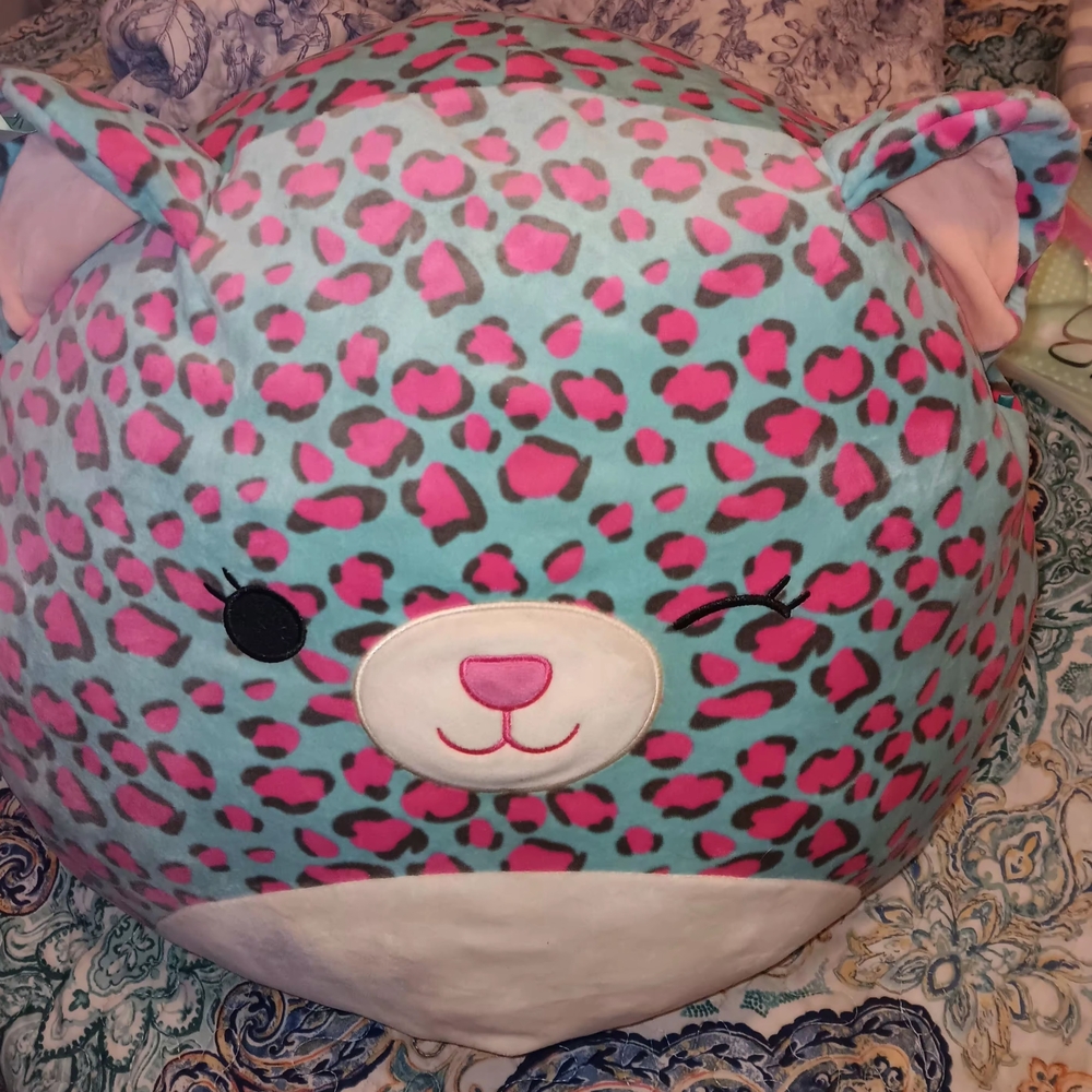 Squishmallow Chelsea The Cheetah Plus Toy Winking Eye Retired Chill Chelsea 17"